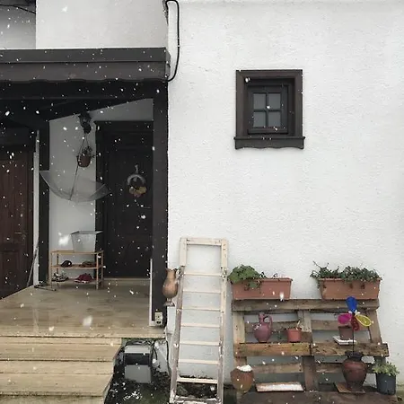 Villa Oezdilek *